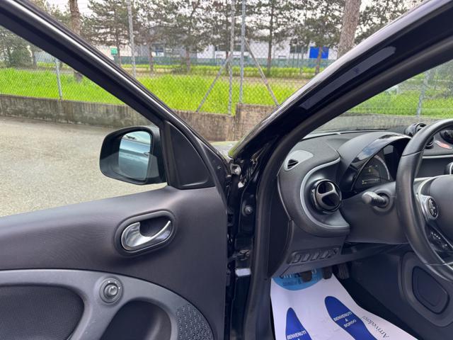 SMART ForFour 70CV 1.0 Fidaty KM. 37.900