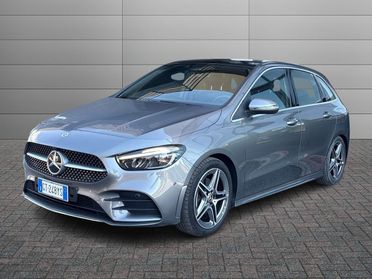 Mercedes-Benz B 180 AMG Line Premium auto