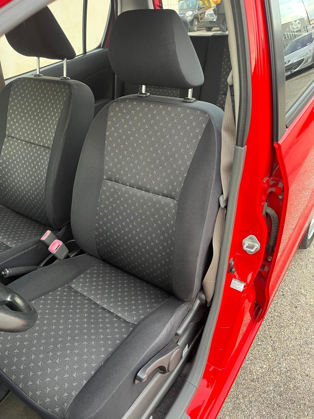 Daihatsu Cuore 1.0 12V Taka. Km 100.000