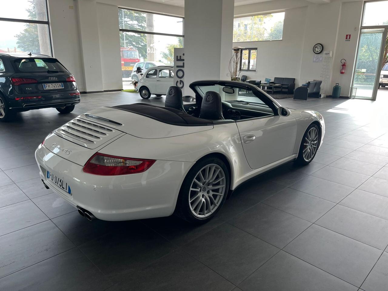 Porsche 911 Carrera 4S Cabriolet