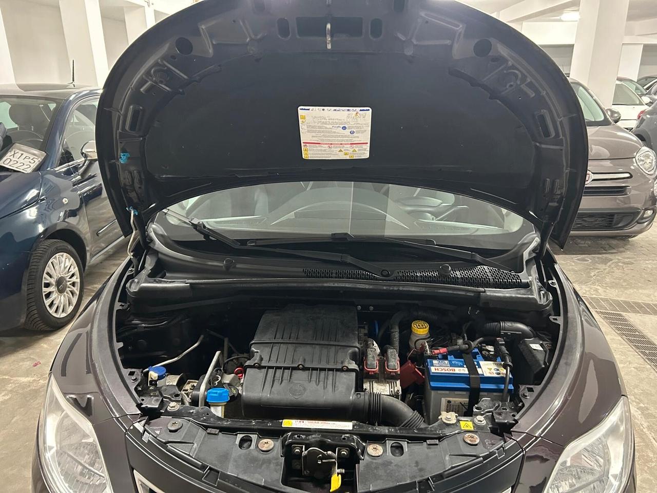 Lancia Ypsilon 1.2 69 CV 5 porte Gold