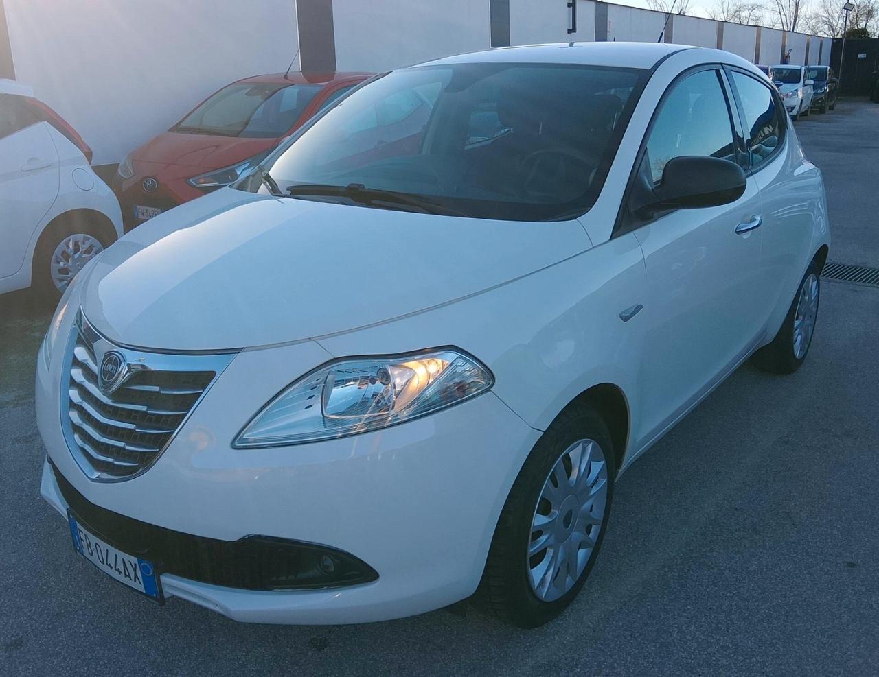Lancia Ypsilon 1.2 EURO 6 110K KM
