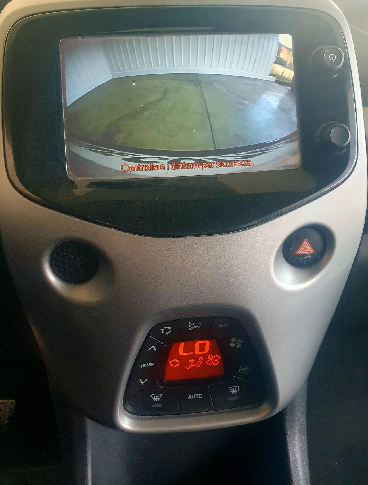 Toyota Aygo 1.0 BENZ -2015 - KM: 92 MILA!!!