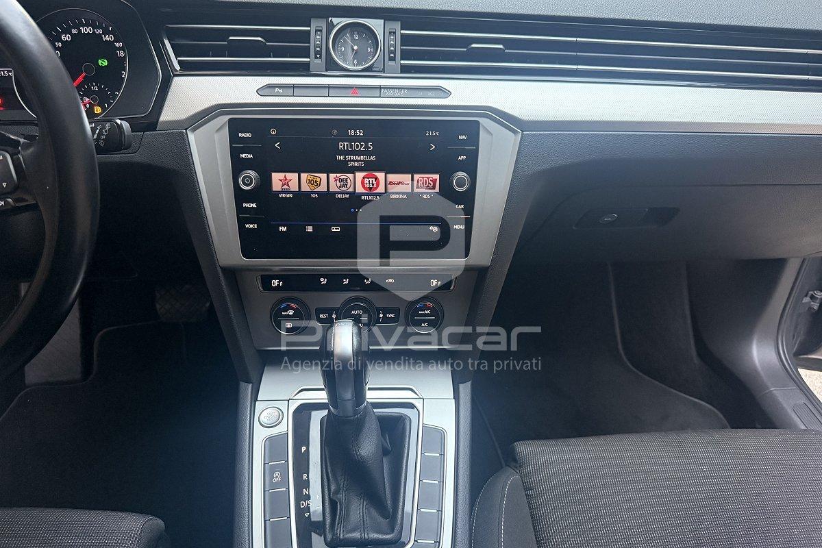VOLKSWAGEN Passat Variant 1.6 TDI SCR DSG Business BMT