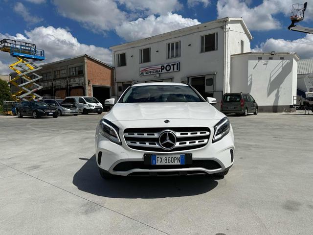 MERCEDES-BENZ GLA 180 Sport