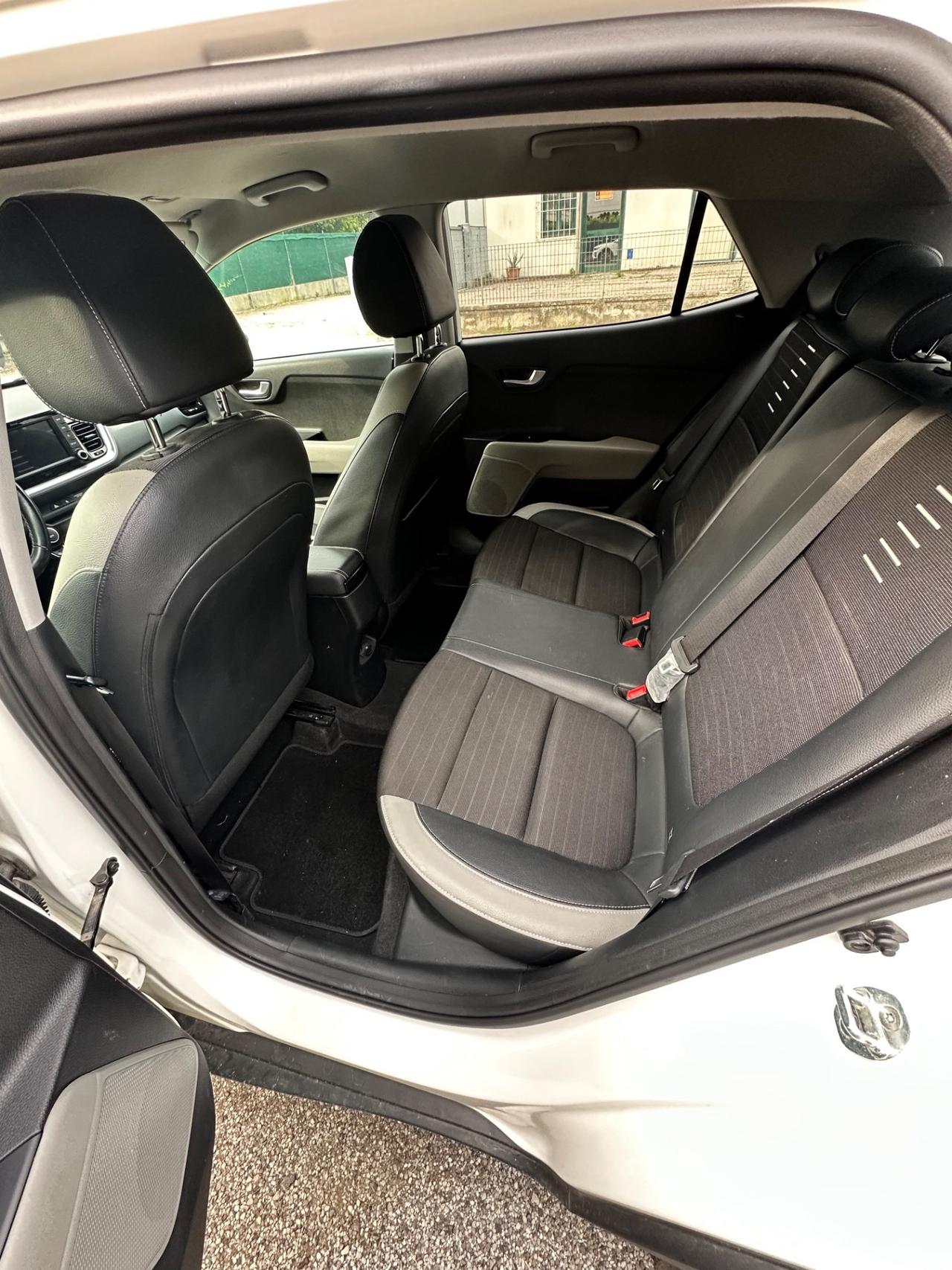 Kia Stonic 1.4 MPI EcoGPL Urban