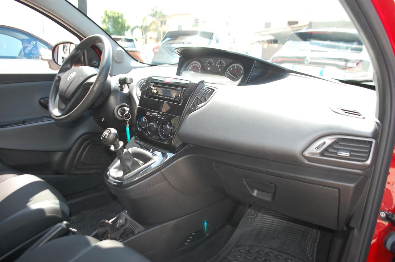 Lancia Ypsilon 1.2 Silver Ecochic Gpl 69CV Uff Italy USB Clima