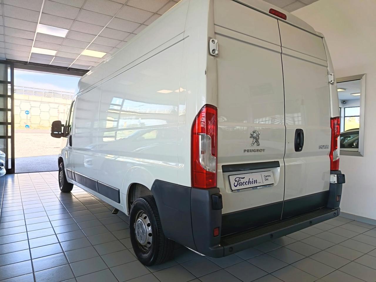 Peugeot Boxer 335 2.0 BlueHDi 130CV PLM-TA Furgone