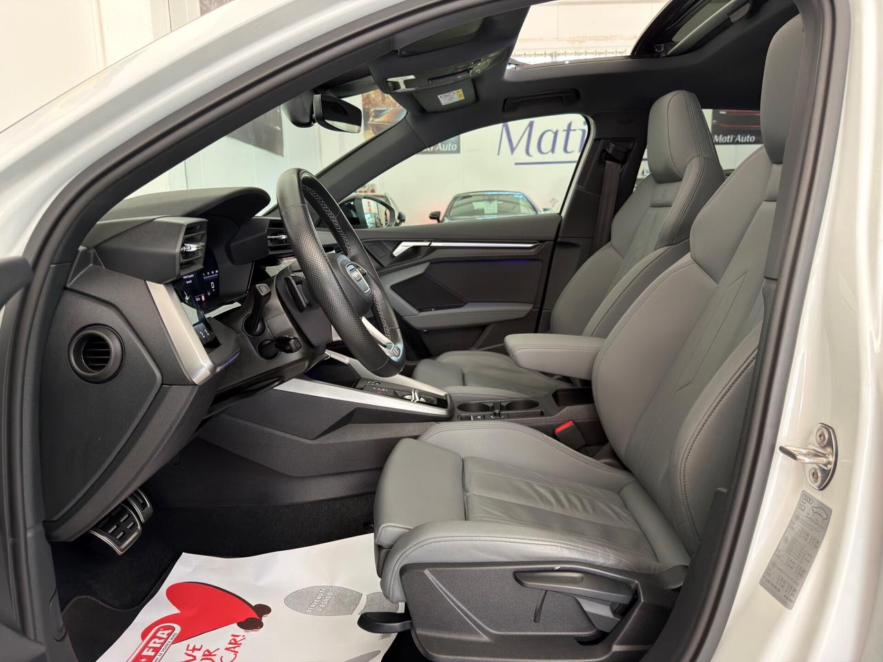 Audi A3 SPB 35 TDI S tronic line edition Identity Black