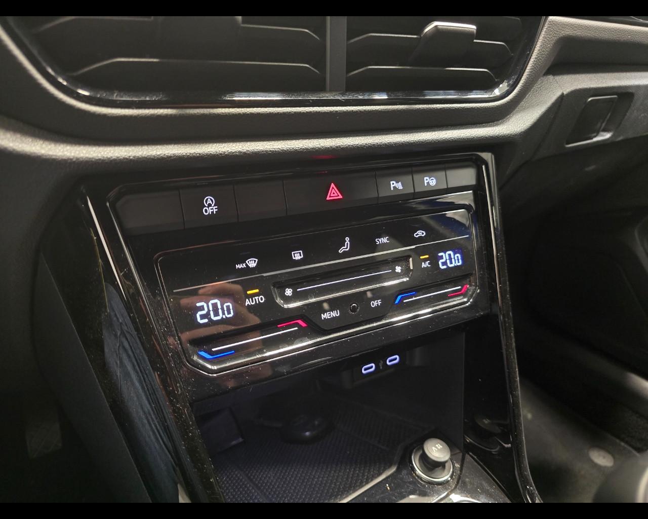 VOLKSWAGEN T-ROC 1.0 TSI STYLE