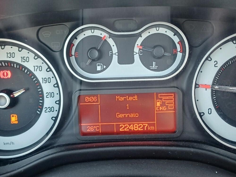 Fiat 500L 0.9 TwinAir Turbo Natural Power Lounge