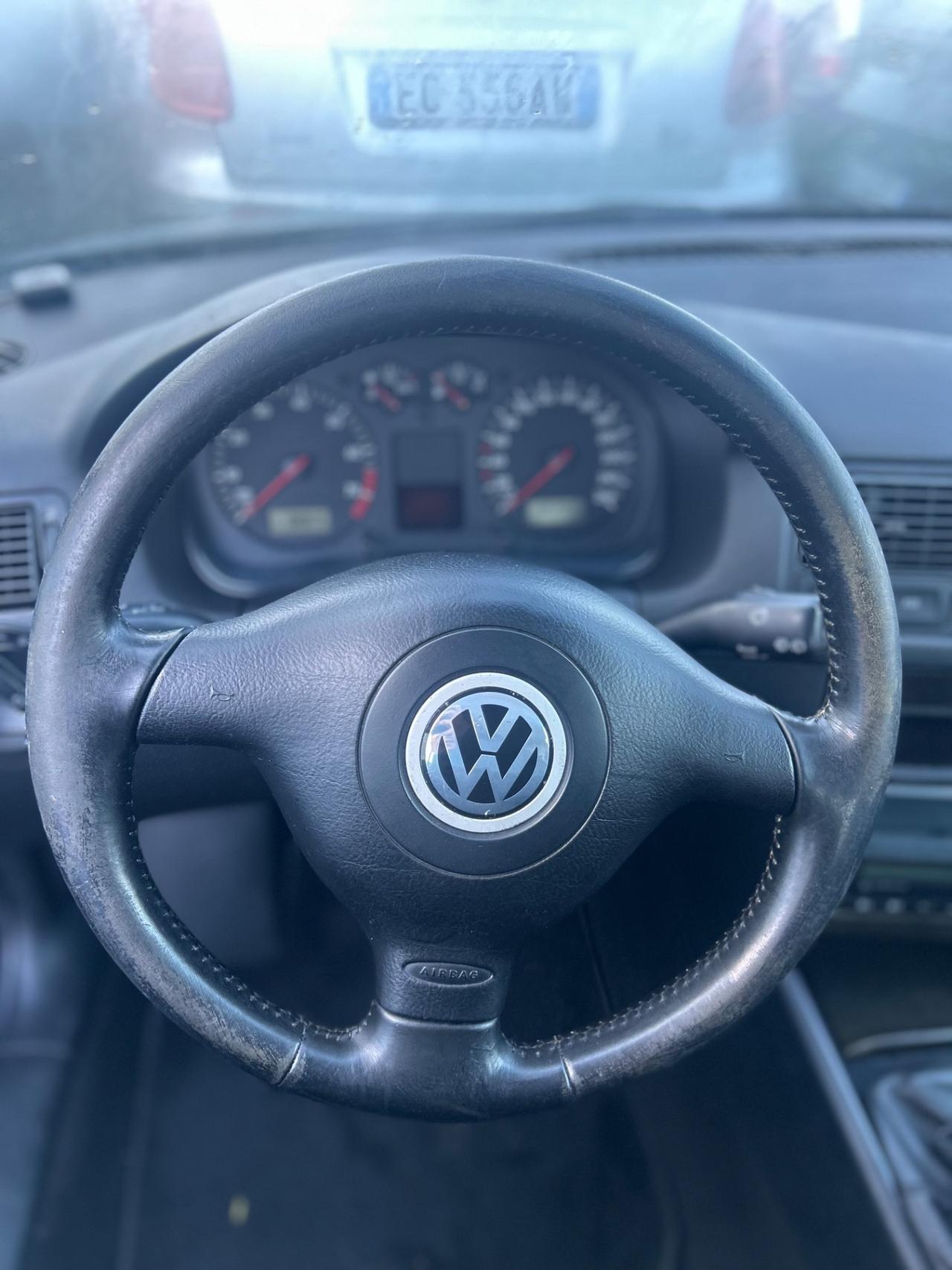 Volkswagen Golf 1.8 turbo 20V cat 5p. GTI