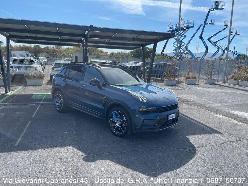 Lynk & Co 01 01 PHEV