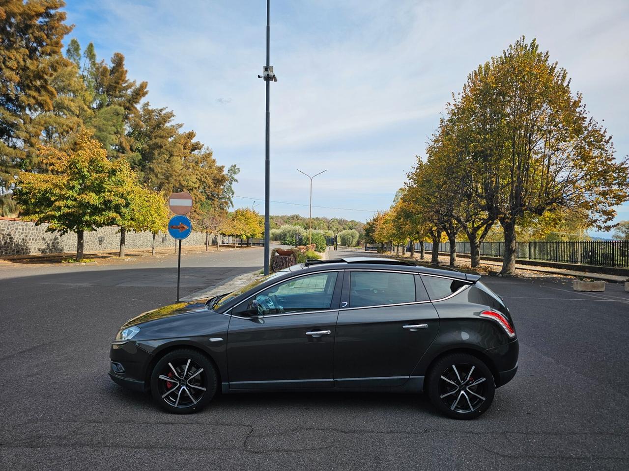 Lancia Delta Platino Multijet