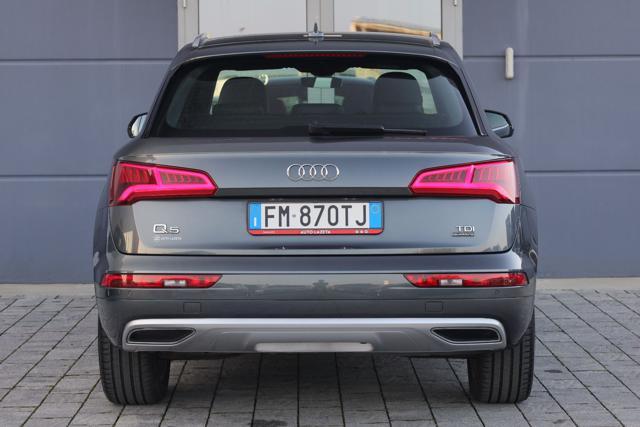 AUDI Q5 S-line quattro Stronic Business Sport sline