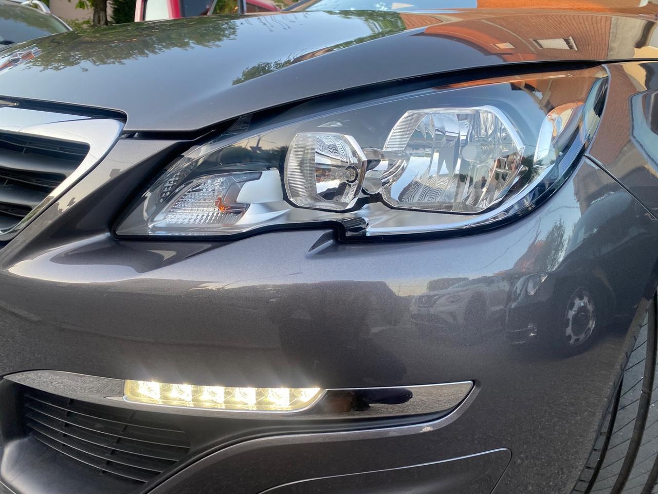 Peugeot 308 PureTech Turbo 130 S&S SW Allure