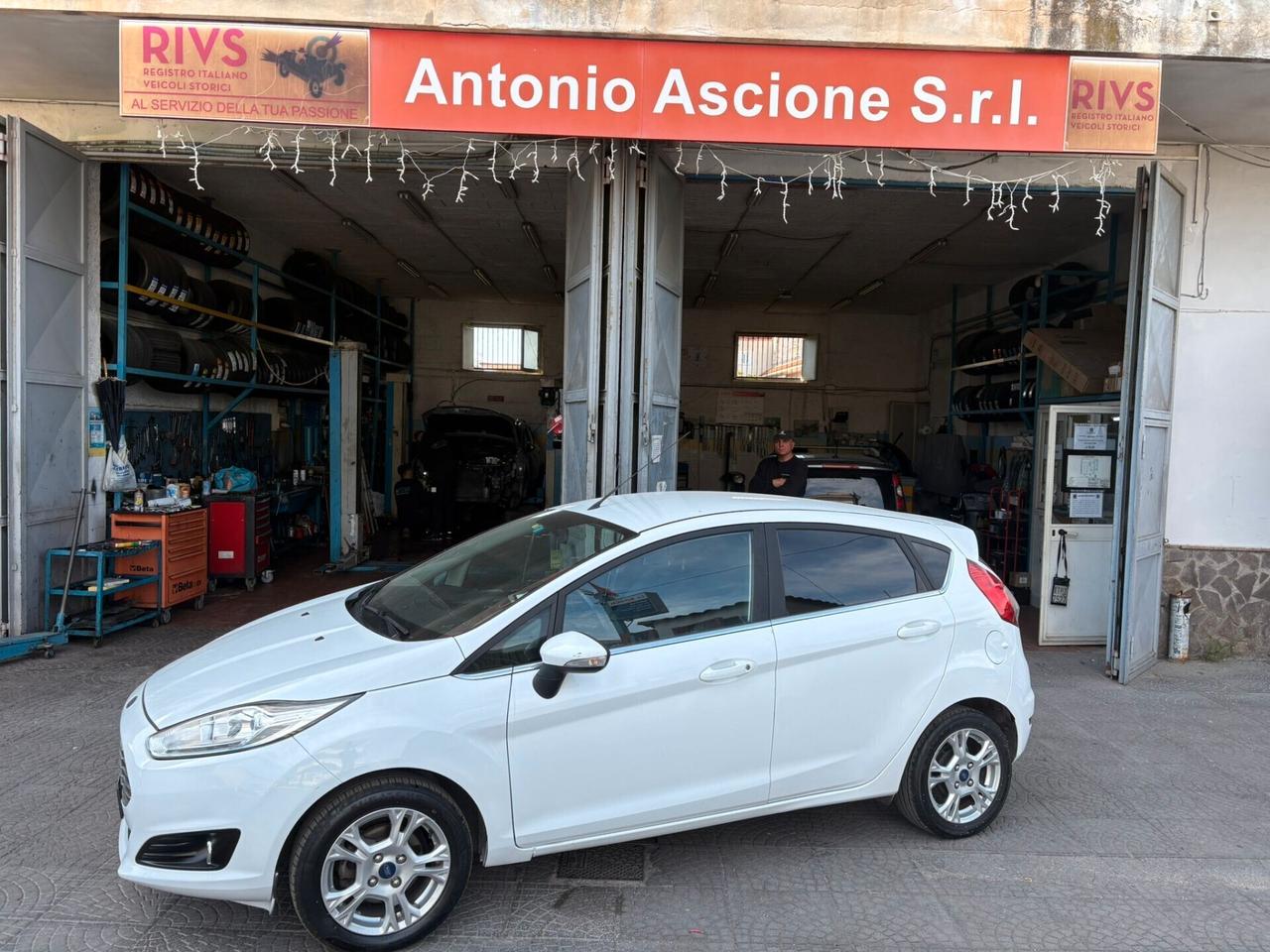 Ford Fiesta 1.4 5p. Bz.- GPL Titanium