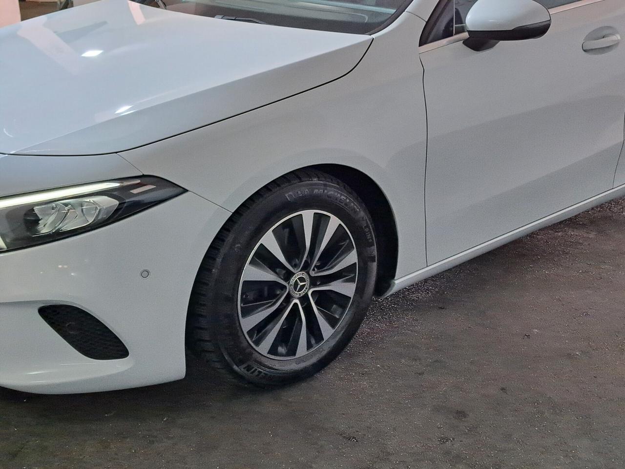 Mercedes-benz A 180 A 180 d Automatic Premium