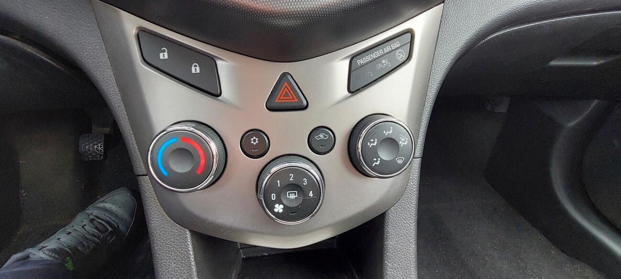 AVEO 1,3 DIESEL 95 CV TELEFONO LEGA START E STOP X NEOPATENTATI IMPECCABILE