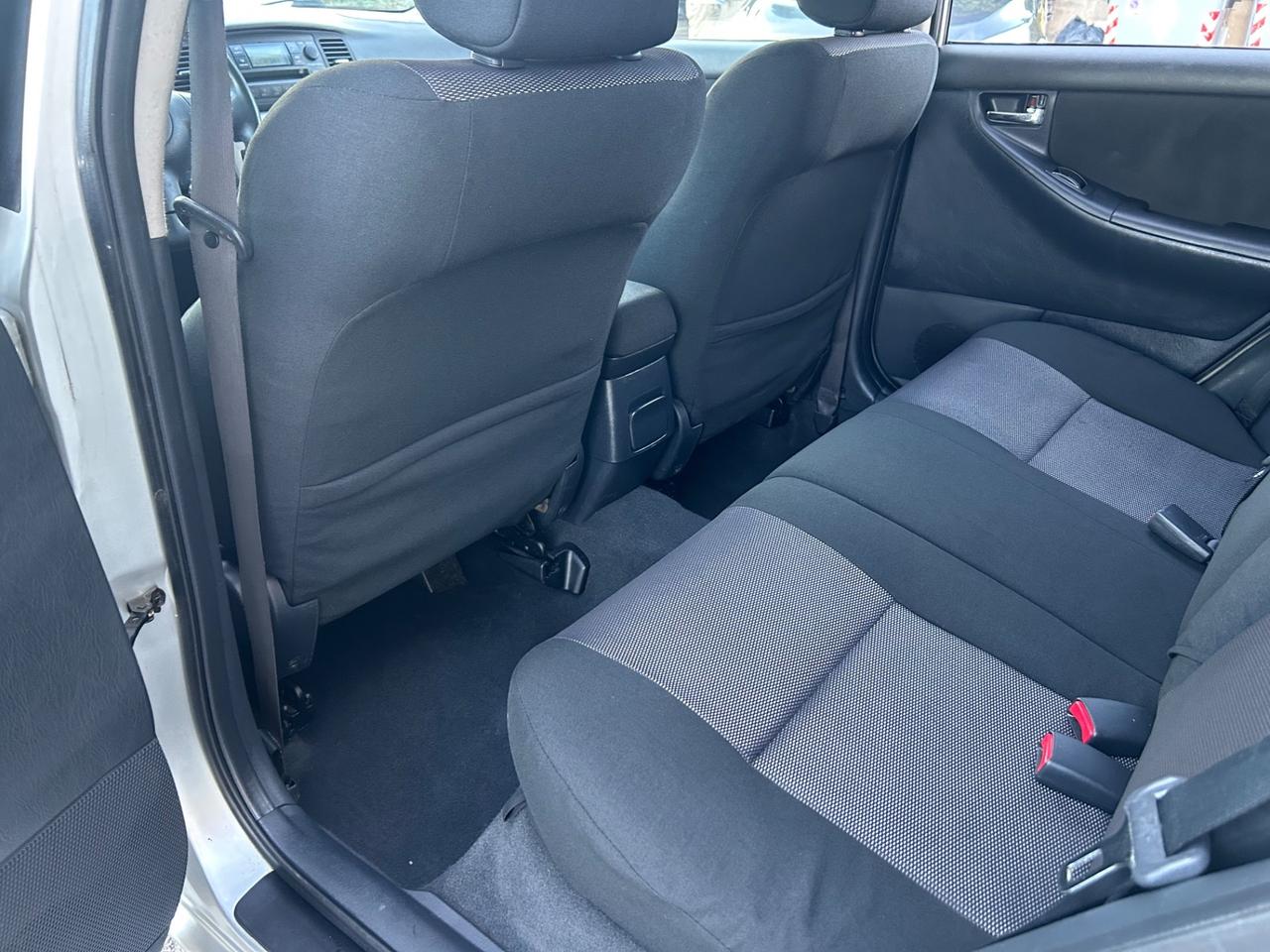 Toyota Corolla 1.4 D-4D Cambio automatico 5 porte