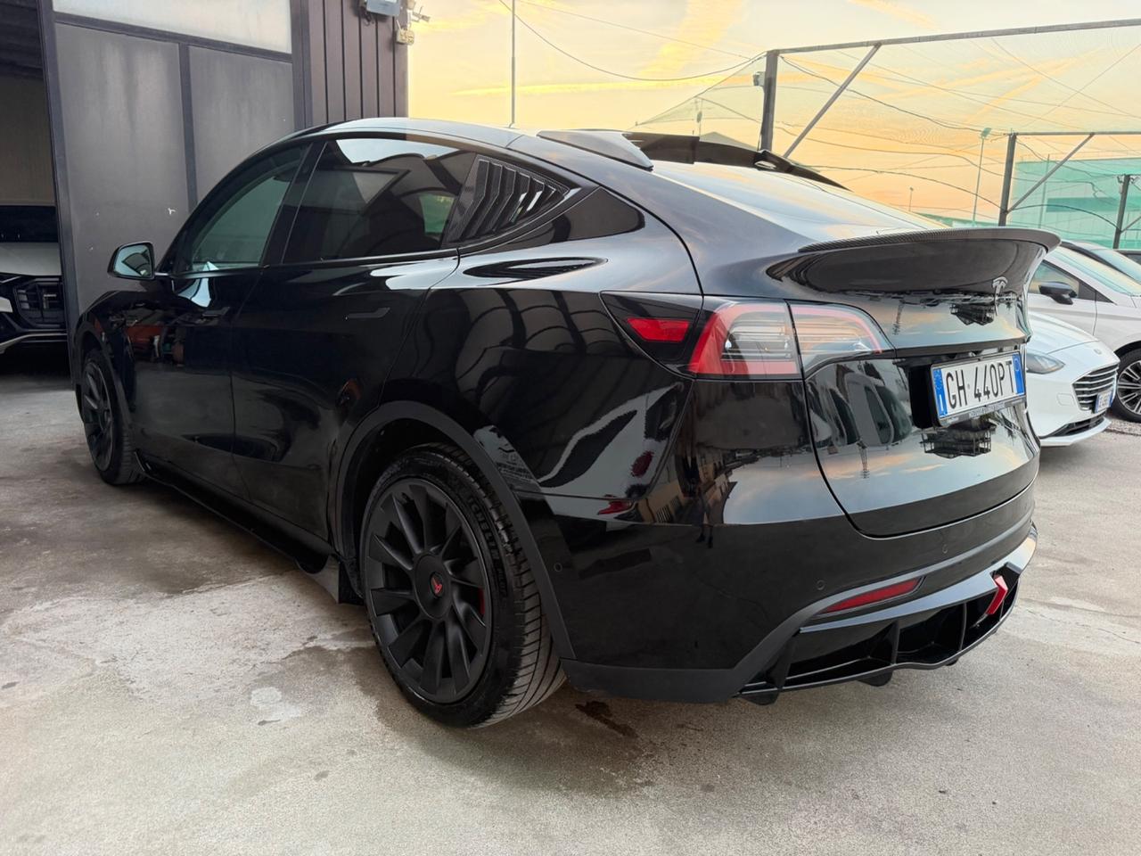 Tesla Model Y Long Range AWD