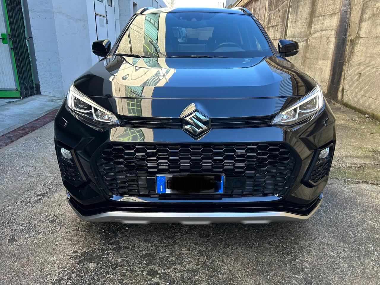 Suzuki Across 2.5 Plug-in Hybrid E-CVT 4WD Top