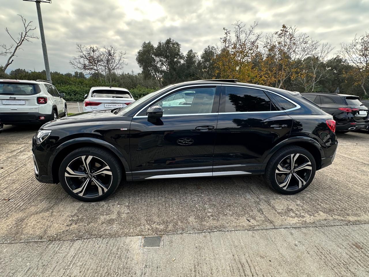 Audi Q3 SPB 40 TDI quattro S tronic Identity Black