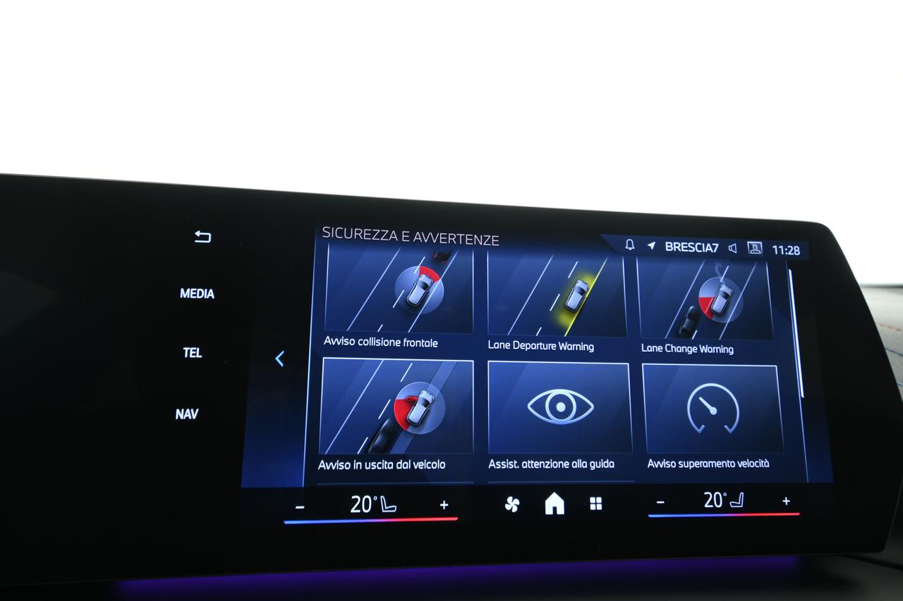 BMW 120d 48V MSport auto HEAD-UP+CAMERA 360+ACC+C18"