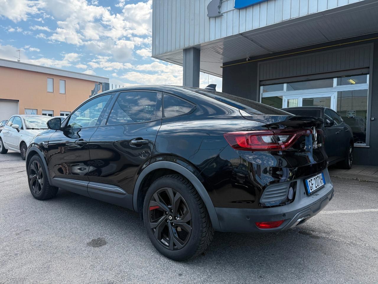 Renault Arkana 1.6 E-Tech full hybrid R.S. Line