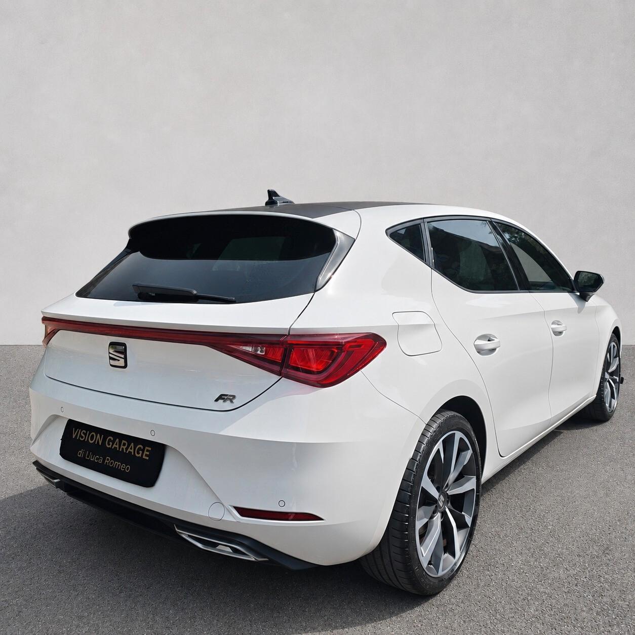 SEAT Leon 1.0 eTSI 110 CV DSG FR Automatica