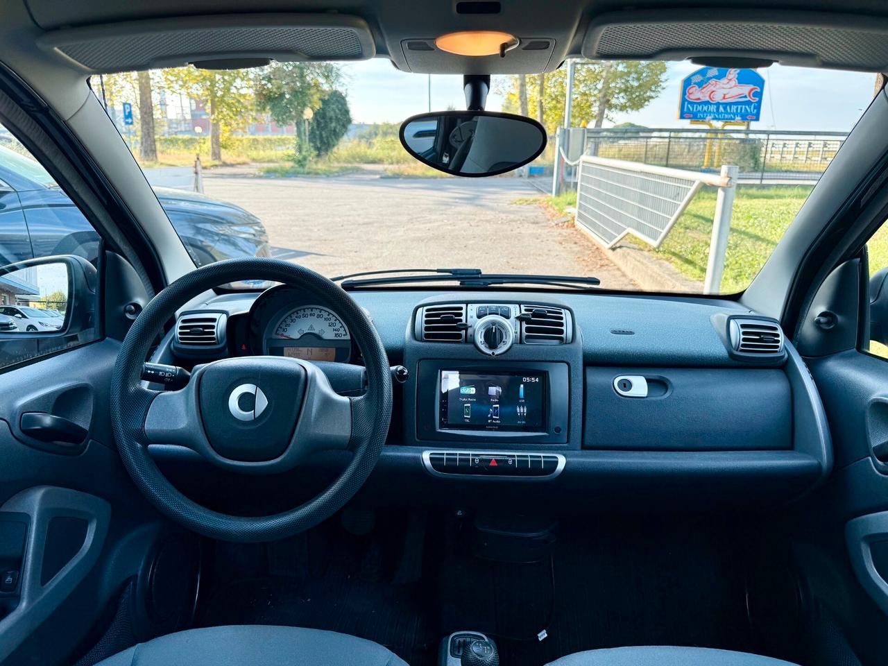 smart forTwo 1.0 mhd Pure 71cv ADATTA ANCHE A NEO PATENTATI