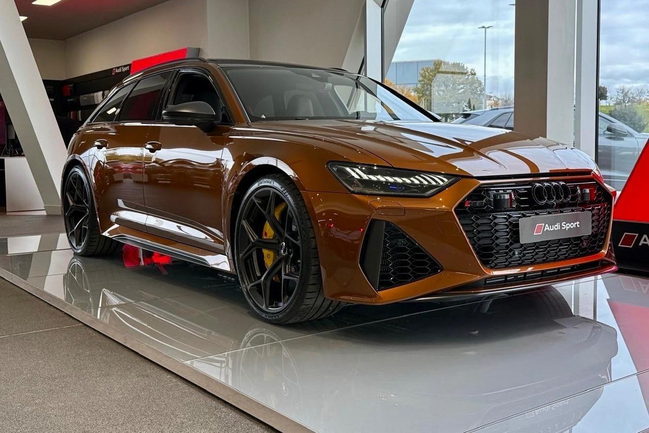 Audi RS6 RS 6 - 2025 - 80.000 EURO IN MENO