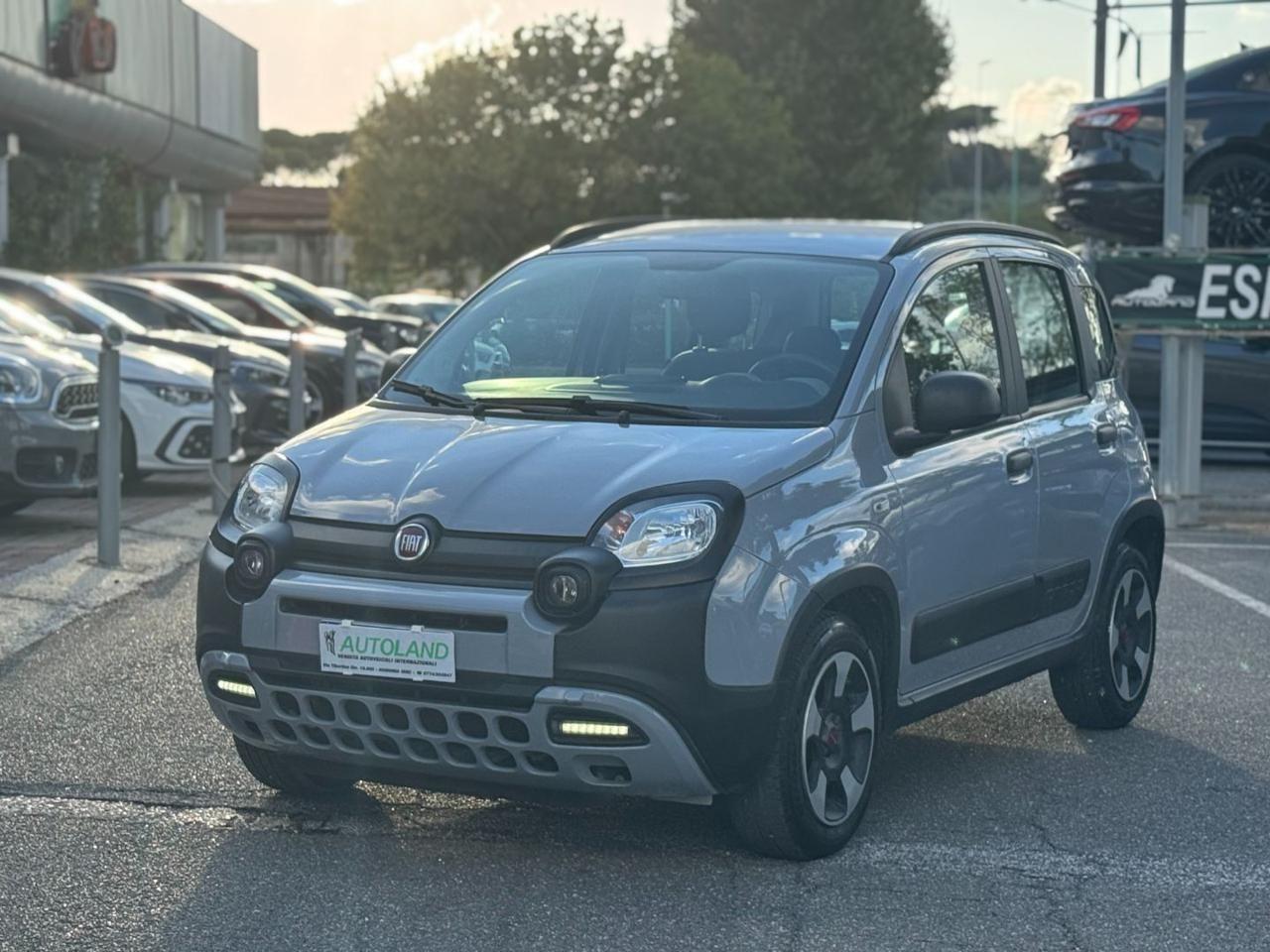 FIAT Panda Cross 1.0 FireFly S&S Hybrid UniPro UConnect 7 Pollici