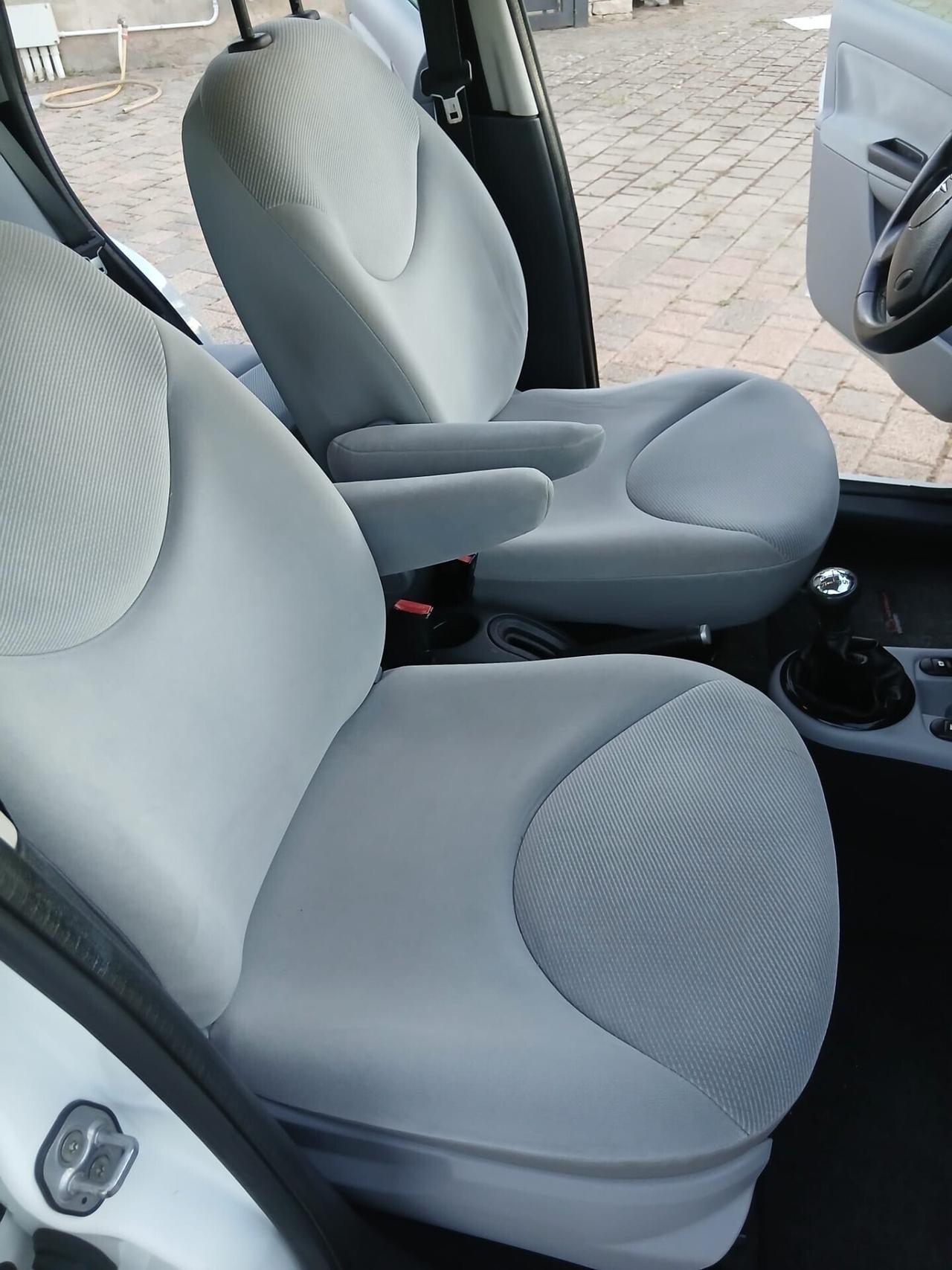 Citroen C3 Pluriel 1.4 HDi 70CV Elegance