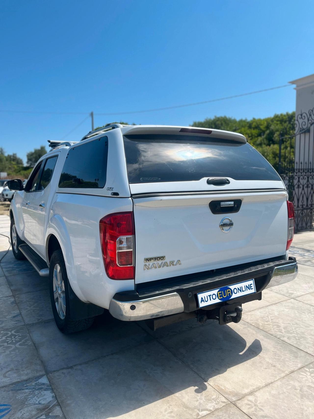 Nissan Navara 2.5 dCi 190CV 4 porte Double Cab LE