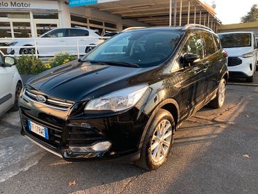 Ford Kuga 2.0 TDCI 150 CV S&S 4WD Powershift Titanium