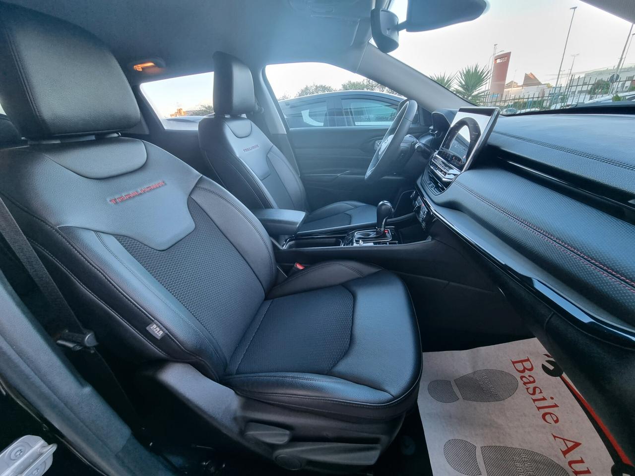 Jeep Compass 1.3 Turbo T4 PHEV AT6 4xe Trailhawk