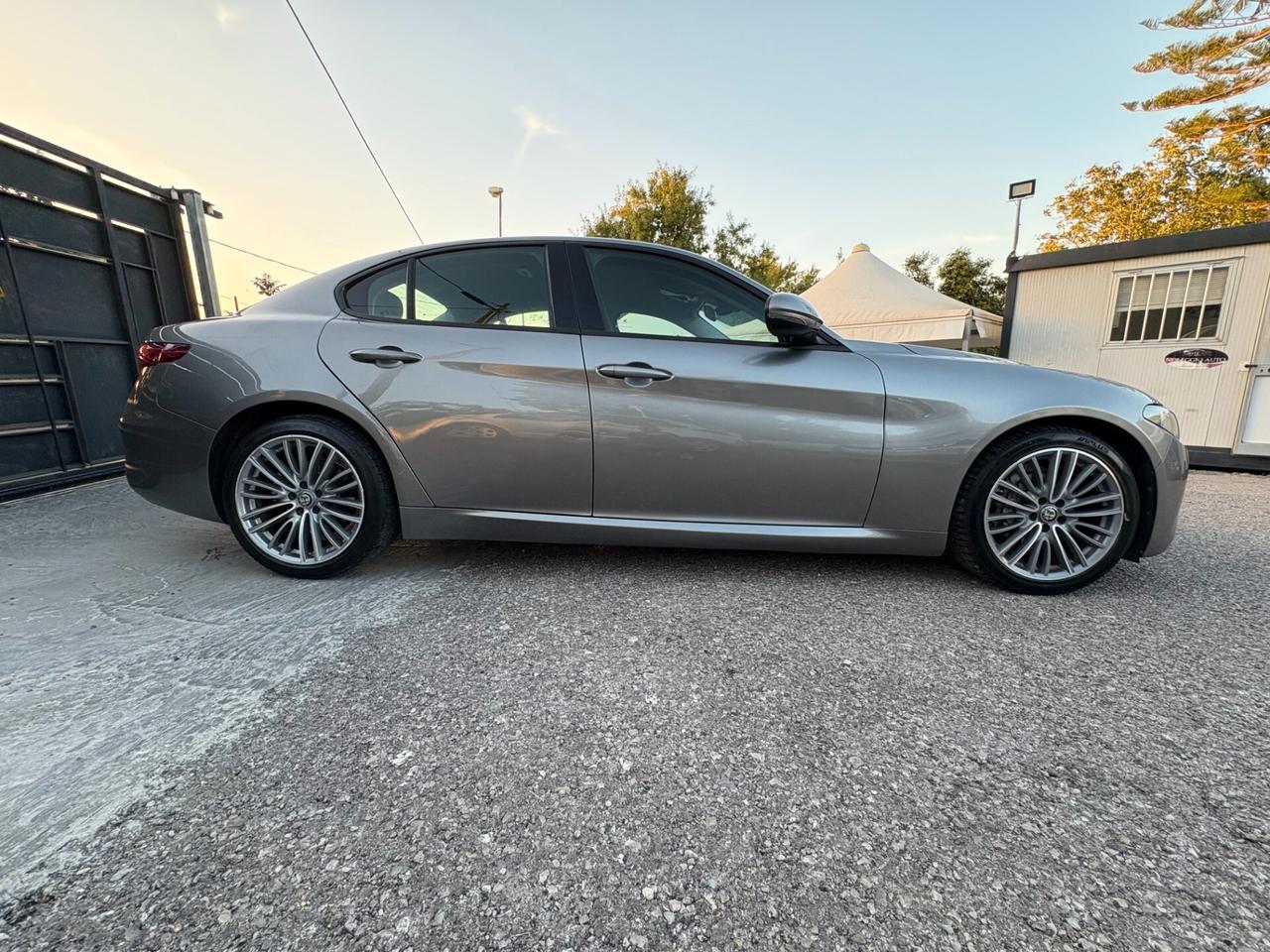 Alfa Romeo Giulia 2.2 Turbodiesel 150 CV Super