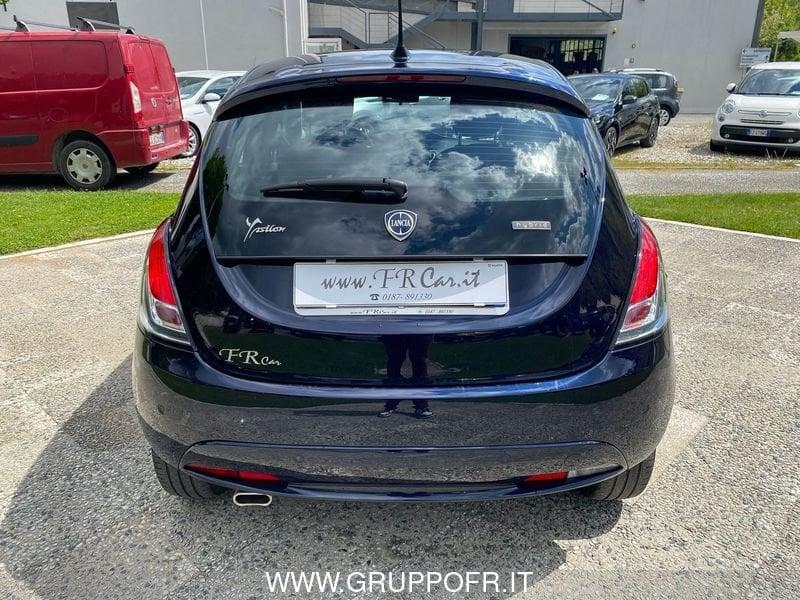 Lancia Ypsilon 1.0 FireFly 5 porte S&S Hybrid Ecochic Gold