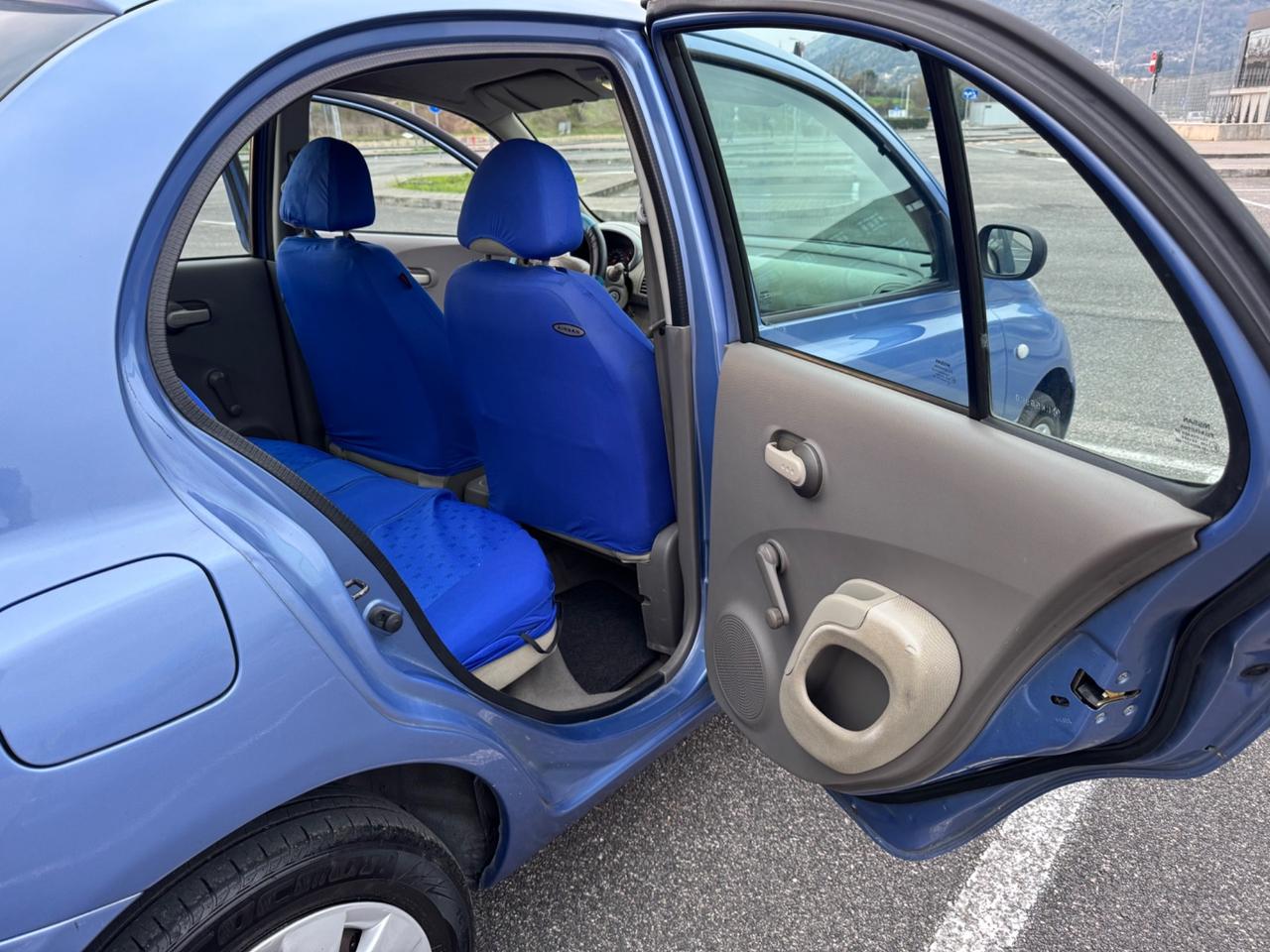 Nissan Micra 1.0 16V 5 porte Visia