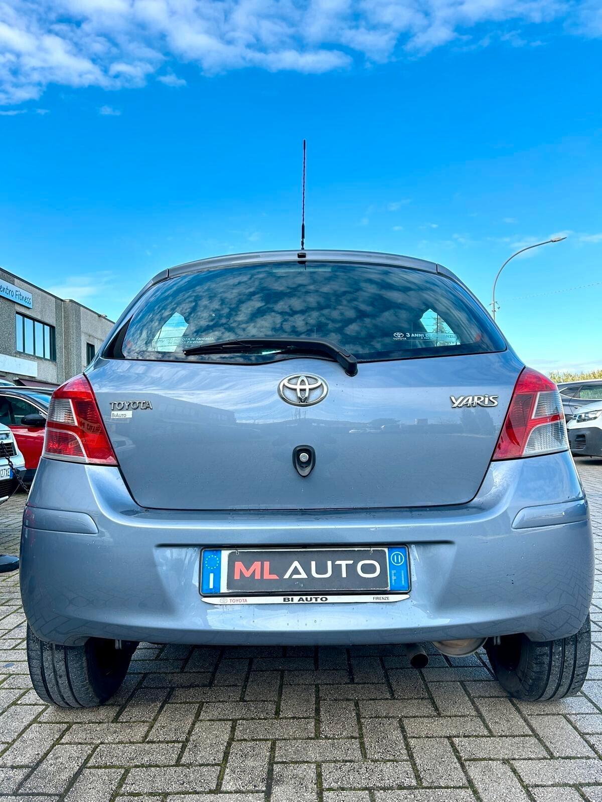 Toyota Yaris 1.0 5 porte Sol - ok neopatentato