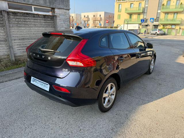 VOLVO V40 D2 2.0 euro 6