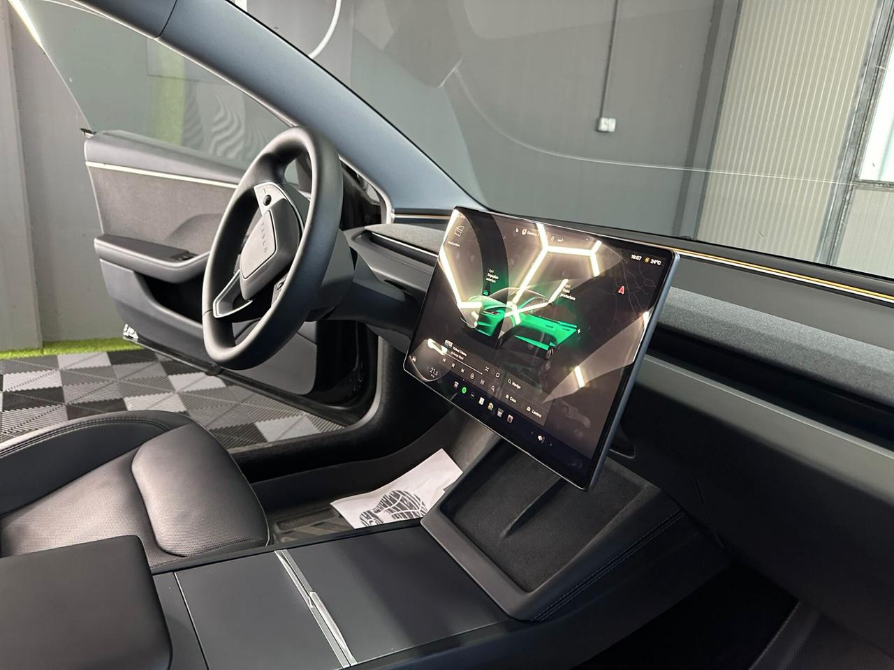 Tesla Model 3 NV35 RWD Premium