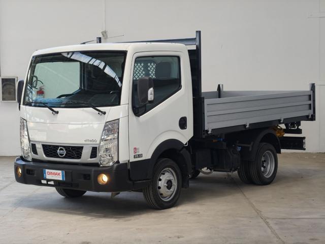 NISSAN Cabstar 35.13 NT400 3.0 130CV Ribaltabile Trilaterale