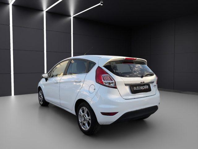 FORD Fiesta 1.5 TDCi 75CV 5 porte Titanium