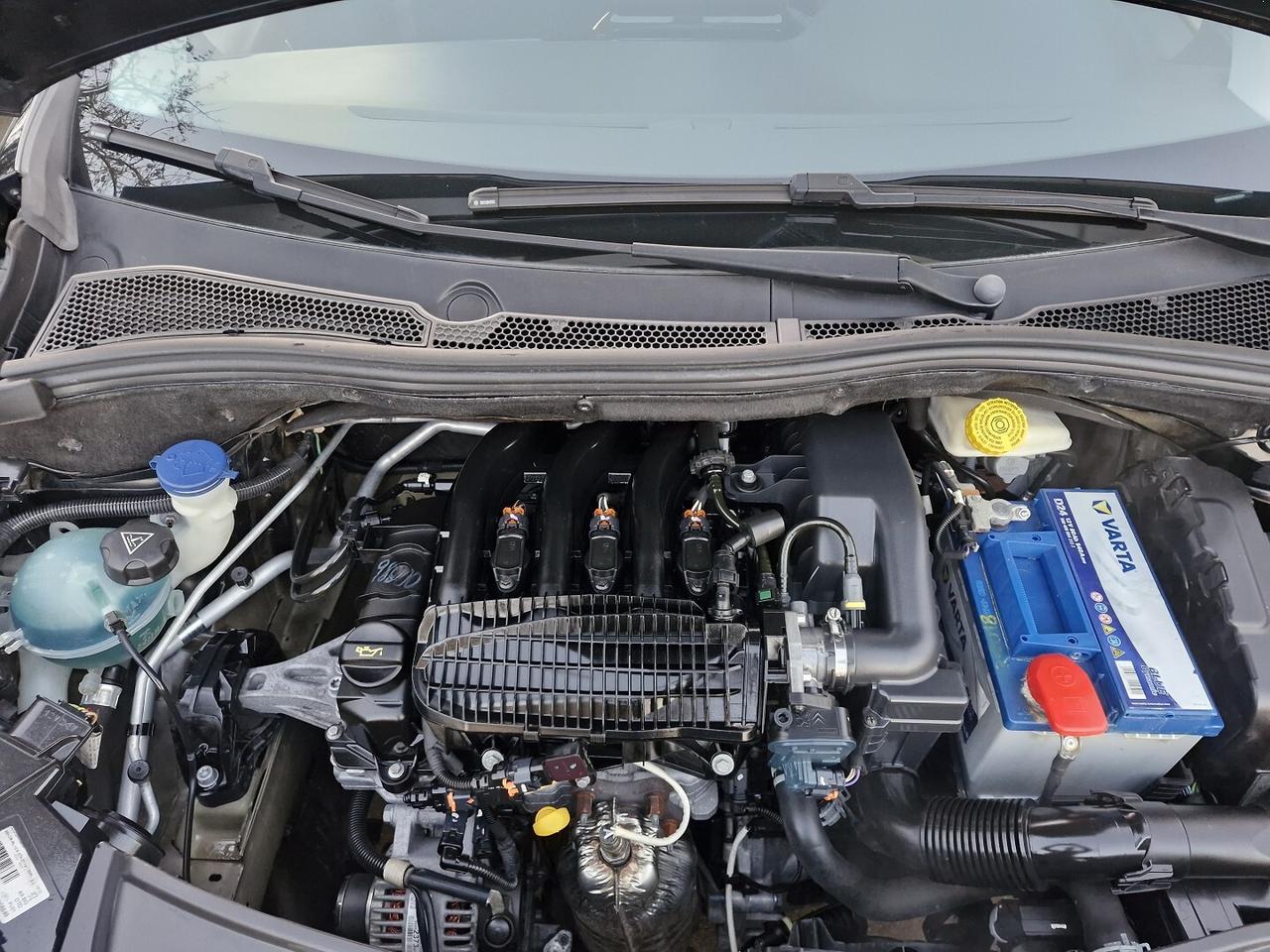 PEUGEOT 208 1.2 VTi 82 CV ALLURE BENZINA 130000KM