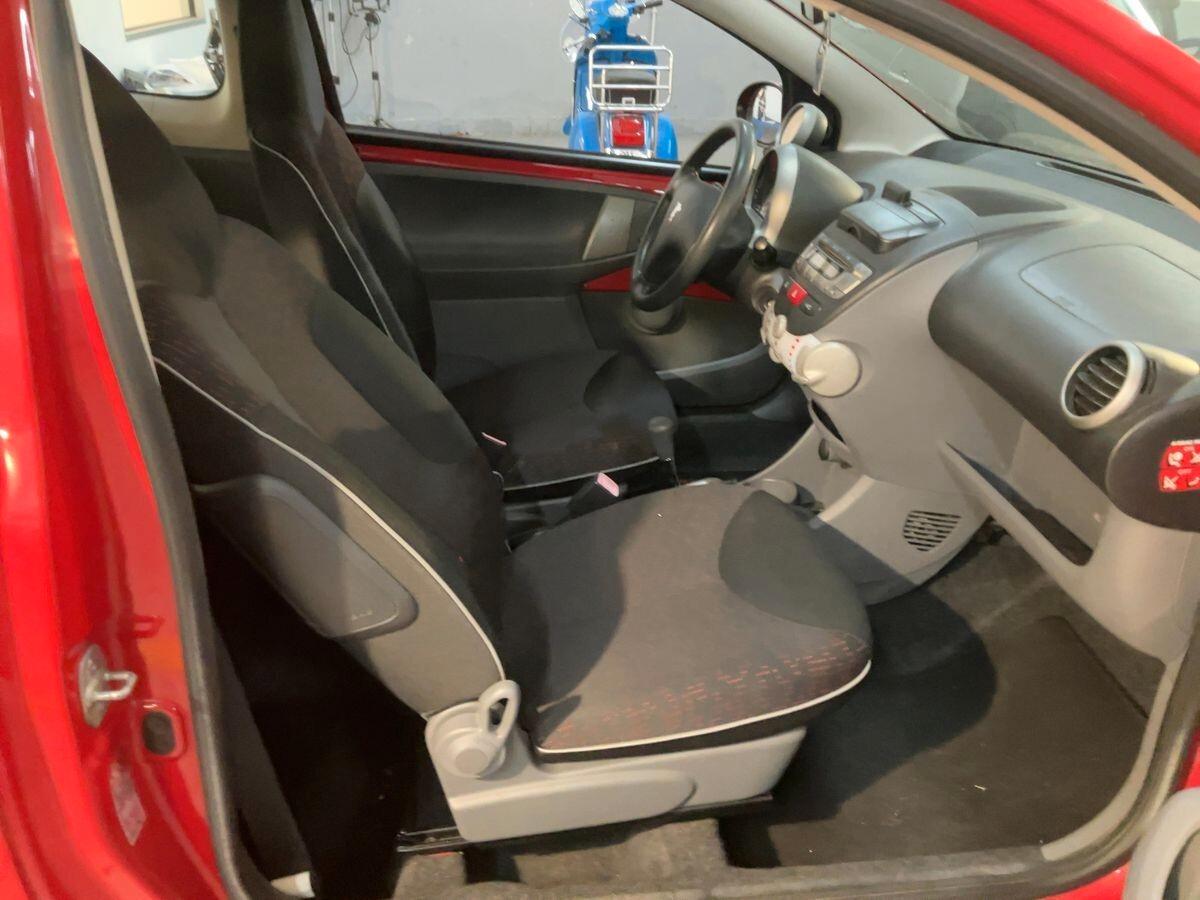 Peugeot 107 *PREZZO REALE* 1.0 68 CV AUTOMATICA GARANZIA 12 MESI KM CERTIFICATI NEOPATENTATI OK