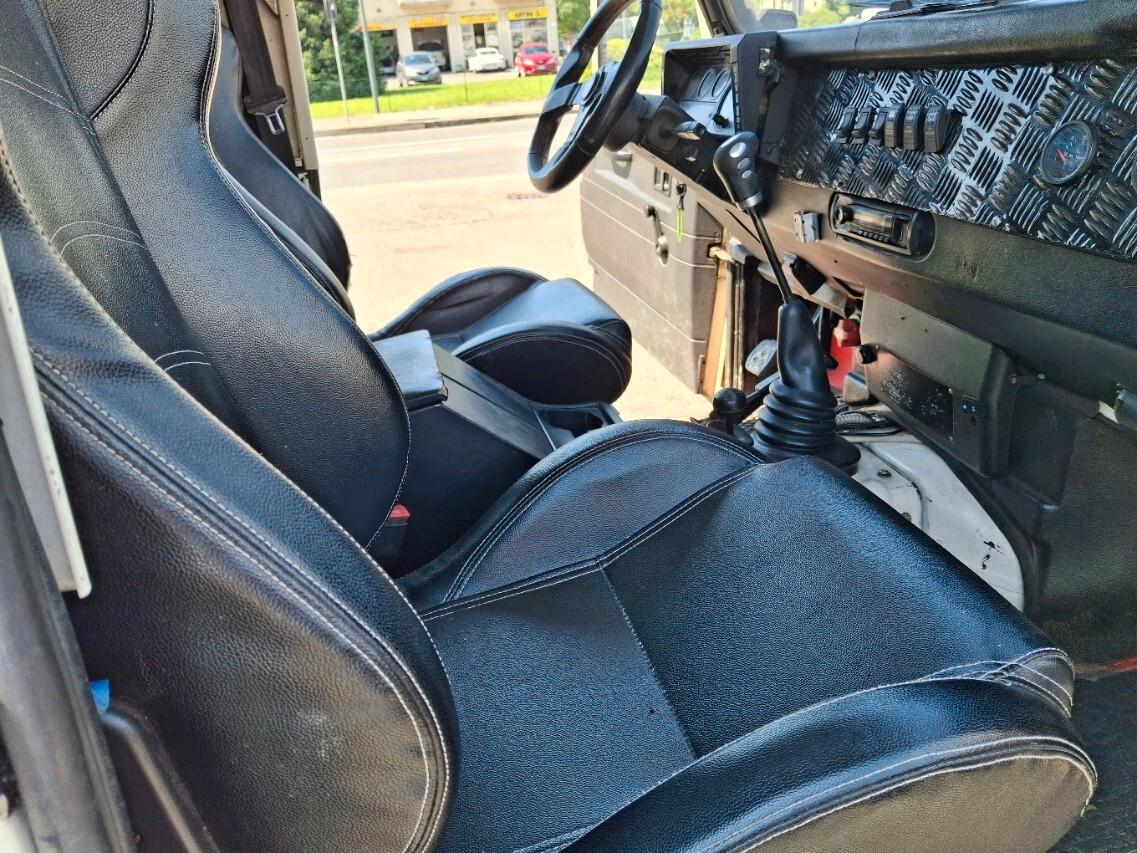 Land Rover Defender 90 Td Raptor