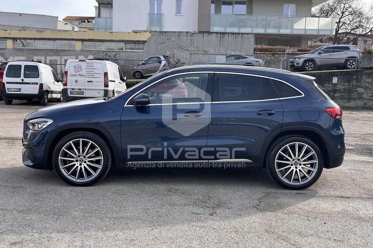 MERCEDES GLA 200 d Automatic Premium