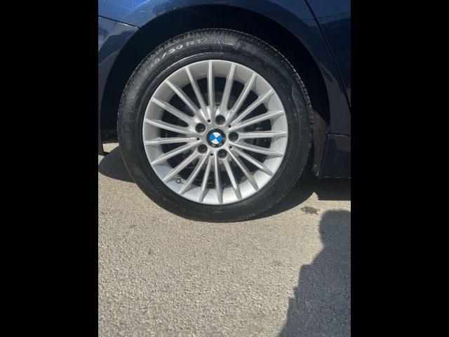 BMW 318 Serie 3 (F30/31) - d Touring Luxury
